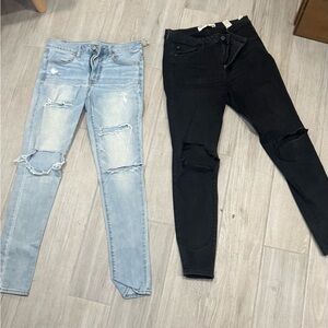American Eagle Outfitters Light Blue and Black Skinny Jeans